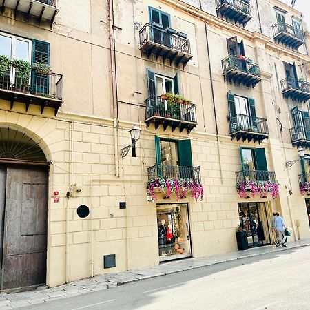 Casa Vittoria Palermo Exterior foto